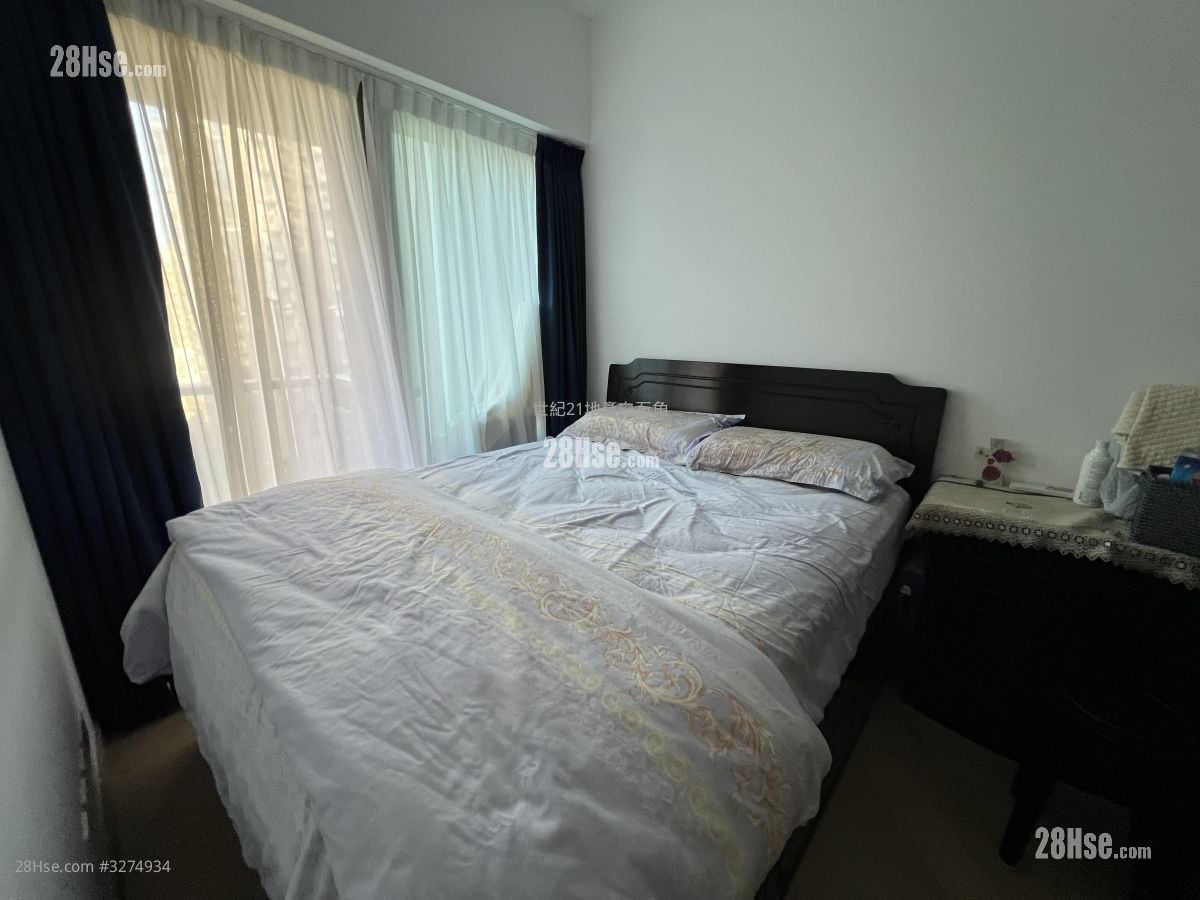 St Martin Sell 3 Bedrooms , 1 Bathroom 510 ft²