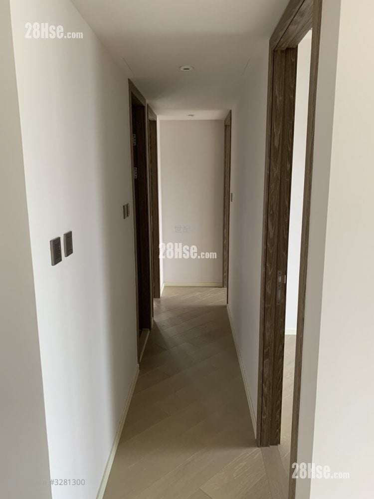 Mount Pavilia Rental 3 Bedrooms , 2 Bathrooms 906 ft²