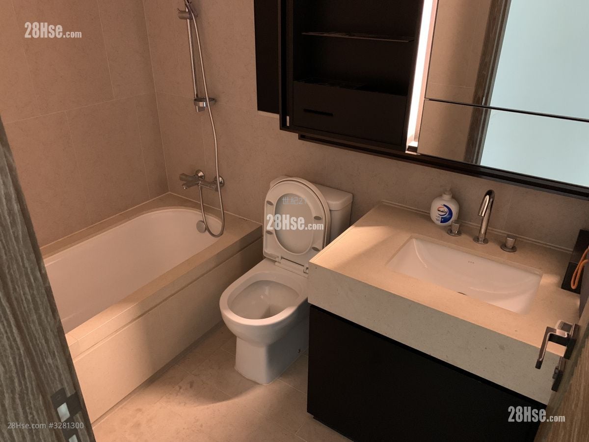 Mount Pavilia Rental 3 Bedrooms , 2 Bathrooms 906 ft²