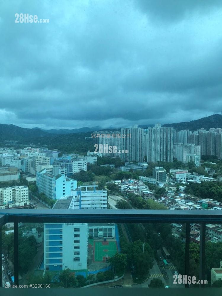 Mount One Rental 4 Bedrooms , 2 Bathrooms 1,222 ft²