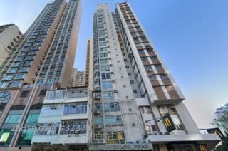 Waterloo Plaza Building