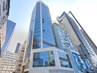 ON TIN CENTRE Building