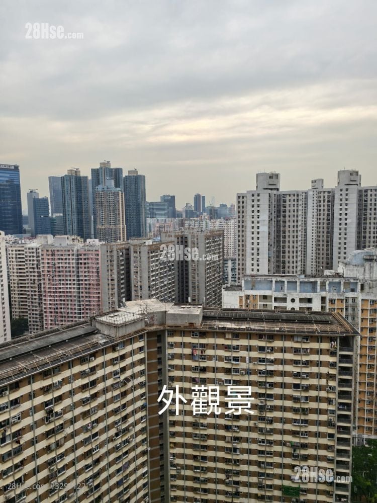 Fu Wah Court Rental 3 Bedrooms , 1 Bathroom 482 ft²