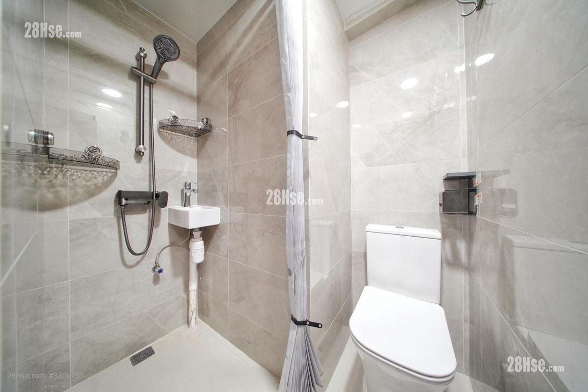 伟安大厦 租盘 180 平方尺