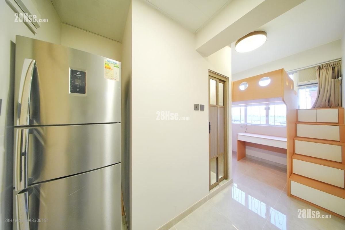 伟安大厦 租盘 180 平方尺