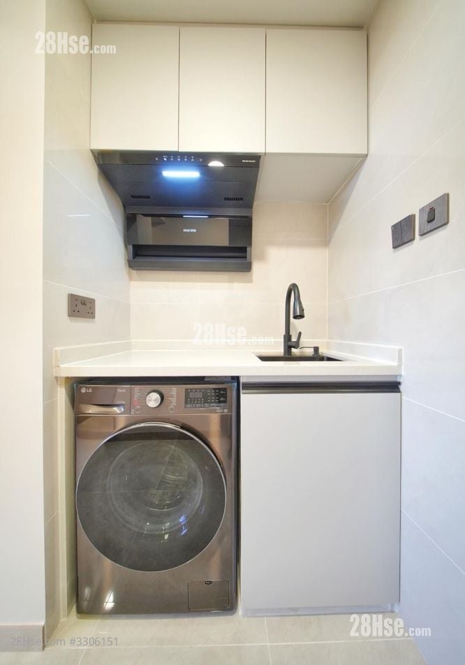 伟安大厦 租盘 180 平方尺