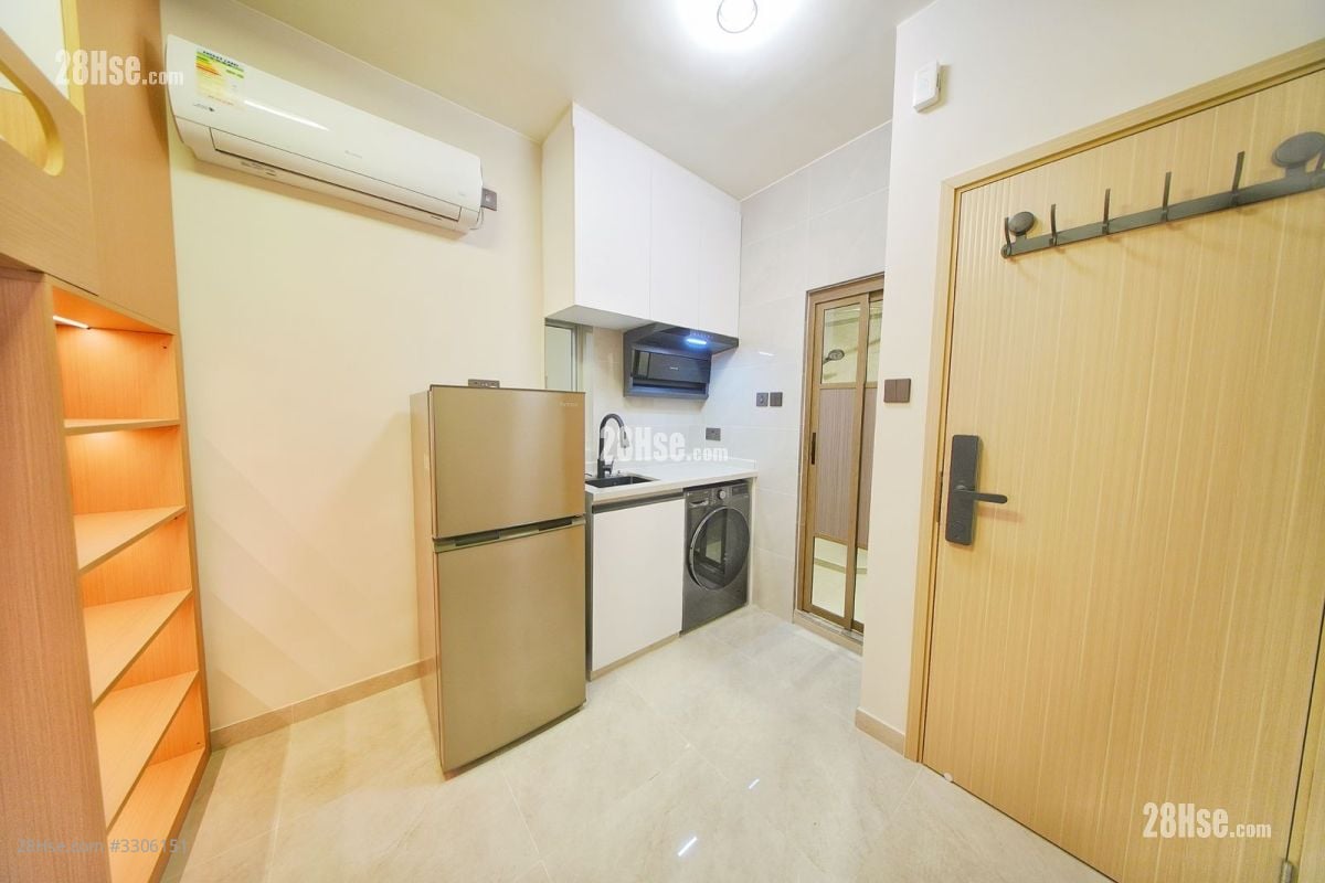 伟安大厦 租盘 180 平方尺