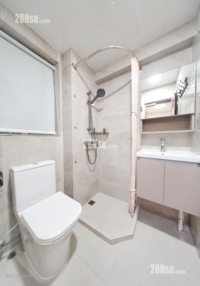 伟安大厦 租盘 180 平方尺