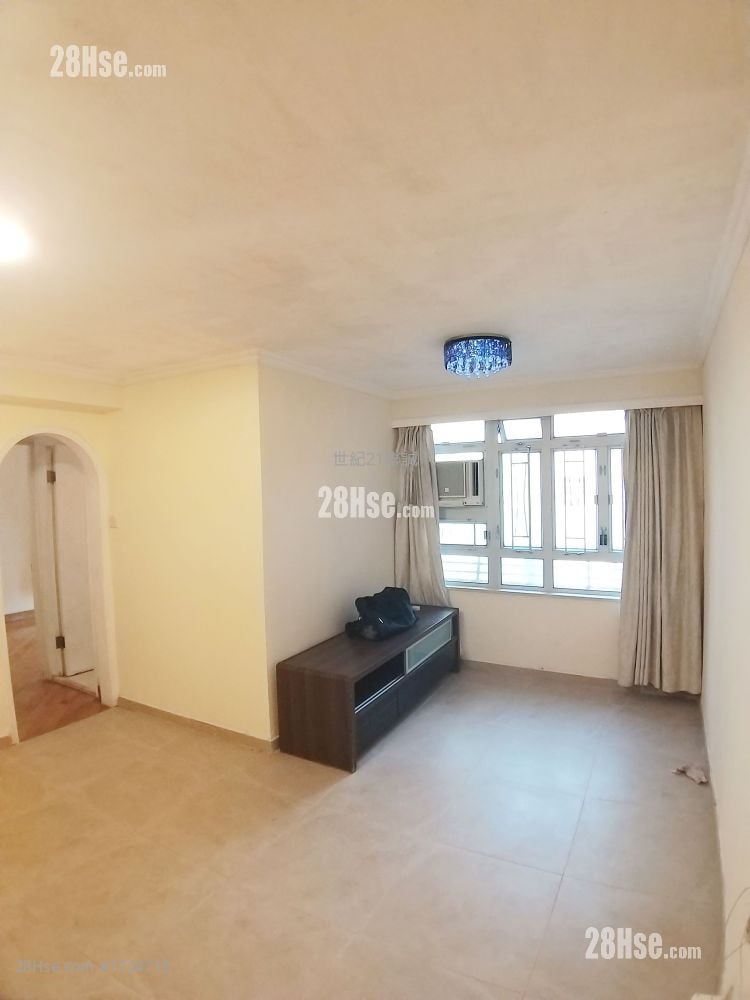 Hong Tin Court Rental 3 Bedrooms , 1 Bathroom 550 ft²