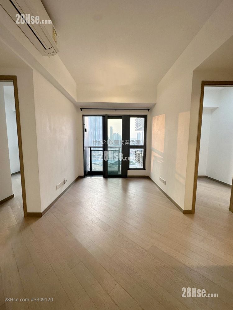 Upper River Bank Sell 2 Bedrooms , 1 Bathroom 479 ft²