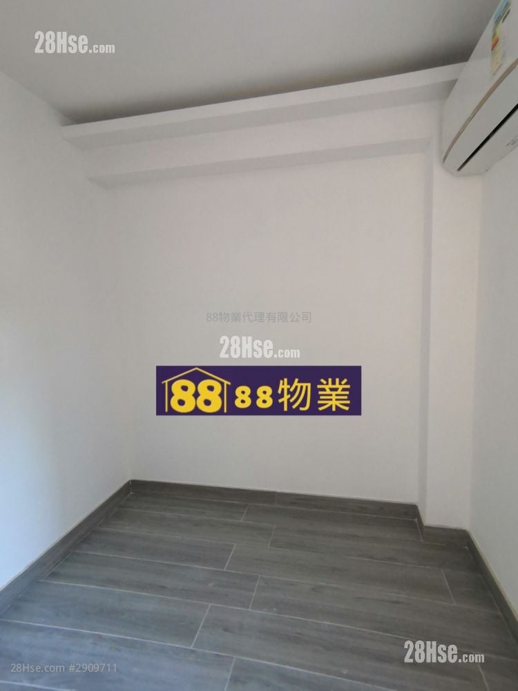 Village Rental 1 Bedroom , 1 Bathroom 300 ft²