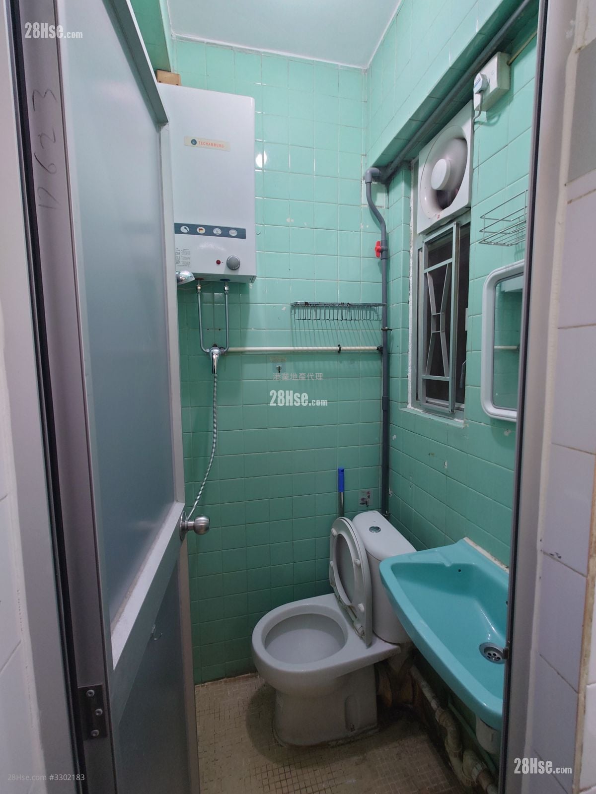 东边街唐楼 租盘 2 房 , 1 浴室 280 平方尺