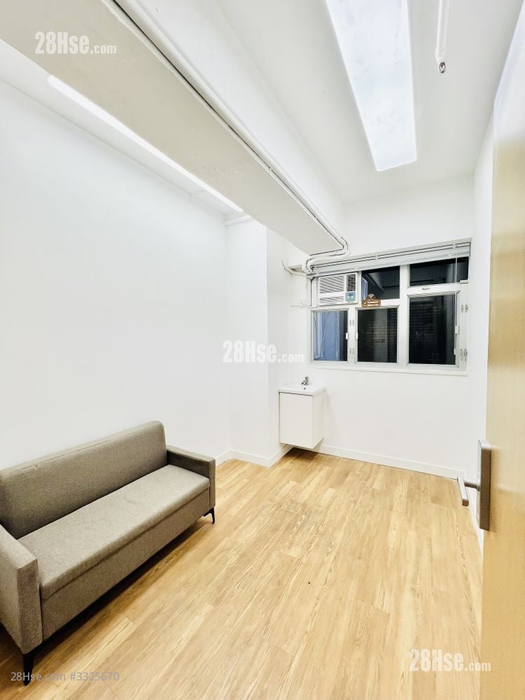 Selwyn Factory Building Rental 3 Bedrooms , 3 Toilets