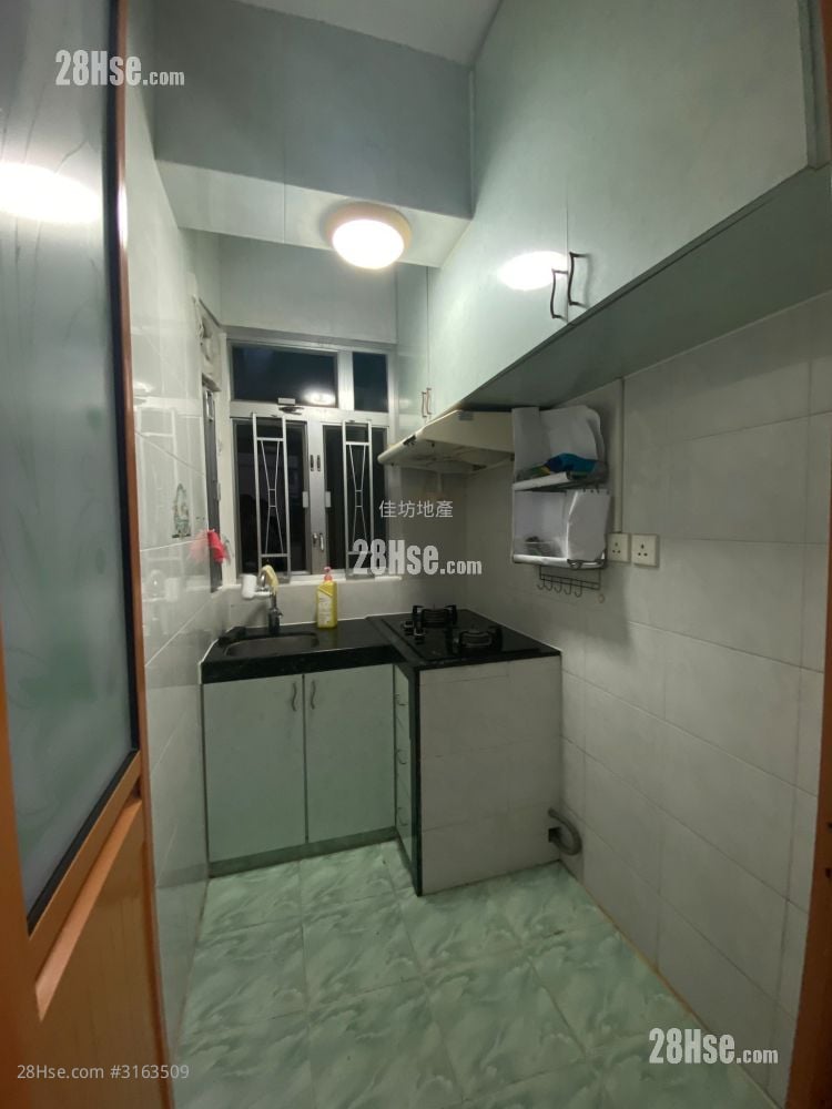 Ka Bo Building Sell 2 Bedrooms , 1 Bathroom 335 ft²