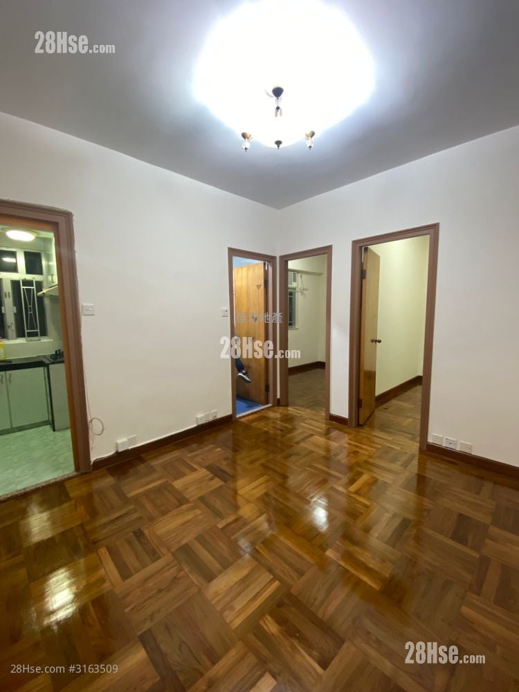 Ka Bo Building Sell 2 Bedrooms , 1 Bathroom 335 ft²