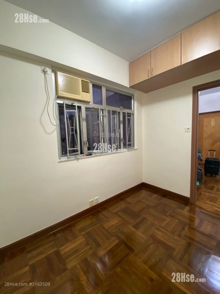 Ka Bo Building Sell 2 Bedrooms , 1 Bathroom 335 ft²