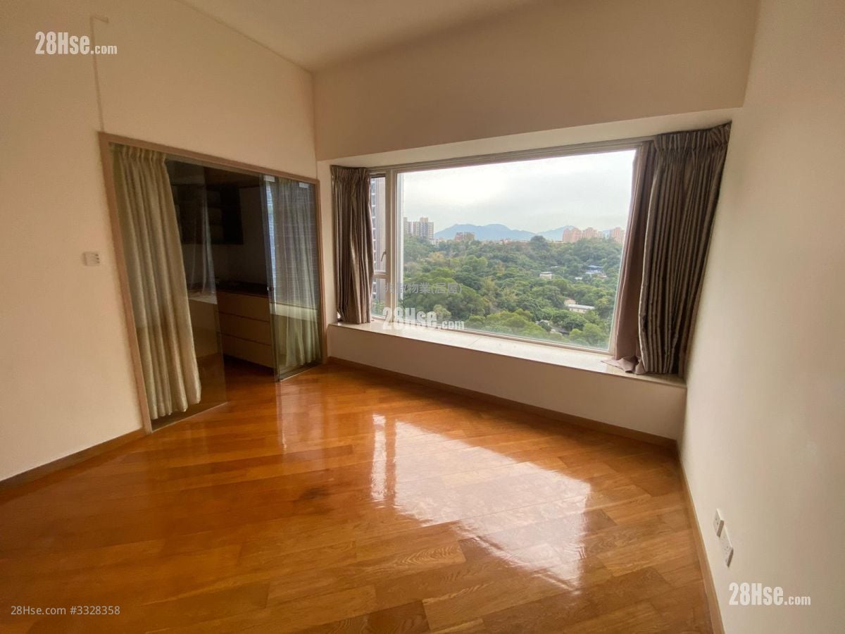 Avignon Rental 4 Bedrooms , 3 Bathrooms 1,285 ft²