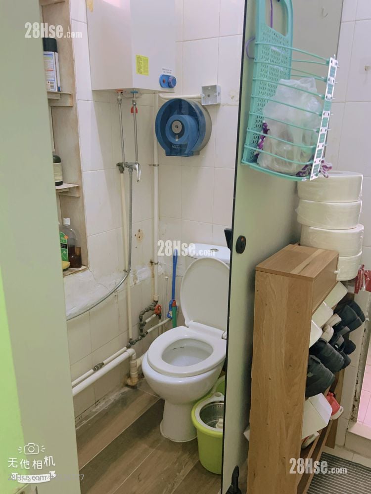 必發道 71 號 Rental 3 Bedrooms , 2 Toilets 1,000 ft²