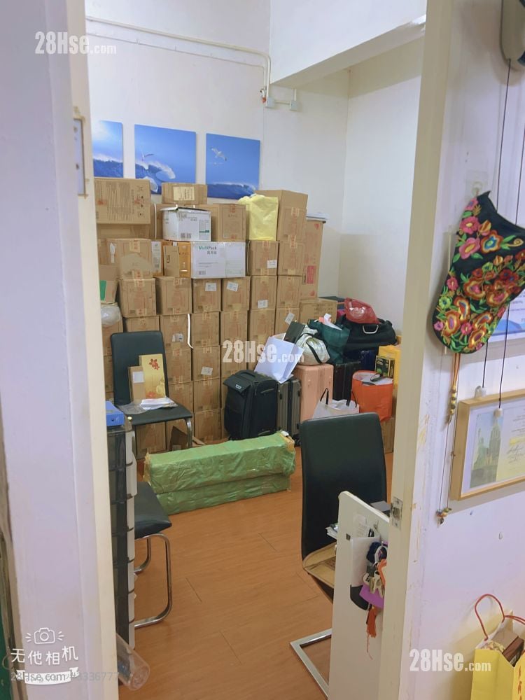 必發道 71 號 Rental 3 Bedrooms , 2 Toilets 1,000 ft²