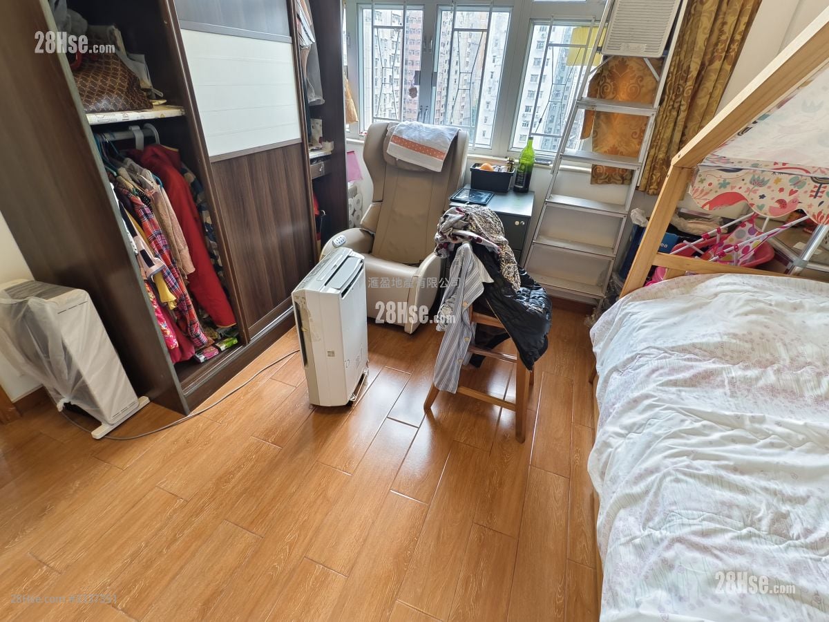 金堡大厦 售盘 3 房 , 1 浴室 584 平方尺