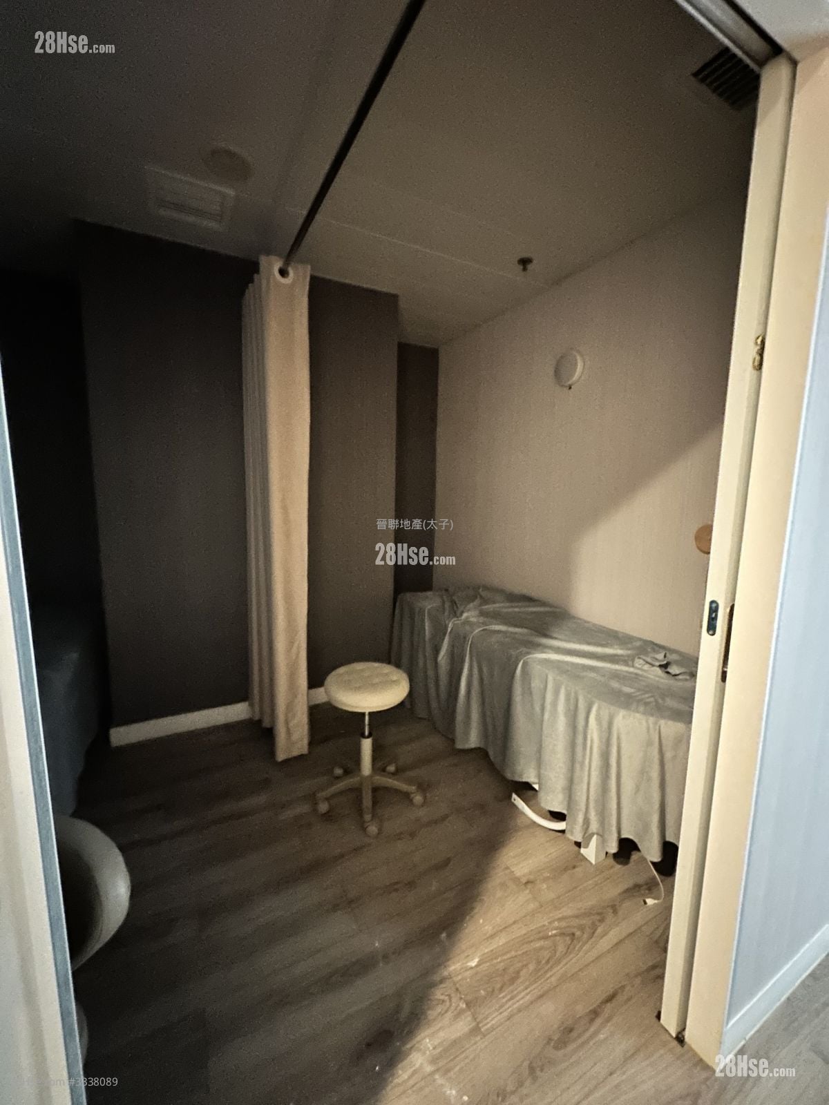 波蒂妮斯大厦 租盘 5+ 房