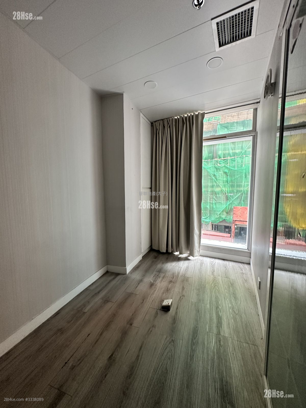 波蒂妮斯大厦 租盘 5+ 房