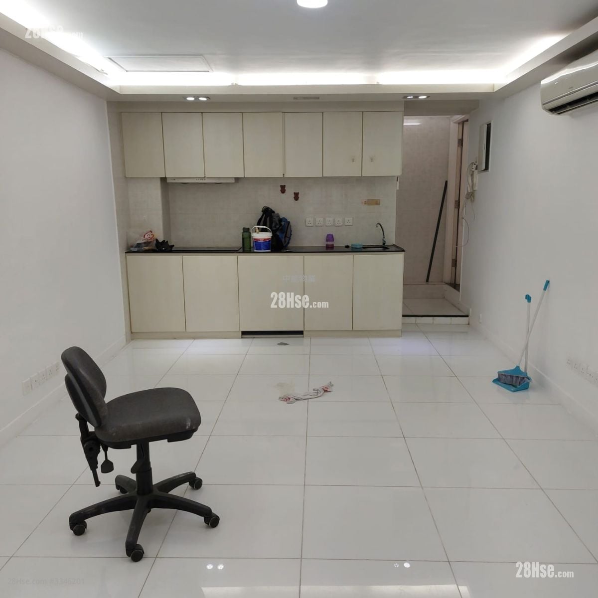 安达工业大厦 租盘 308 平方尺