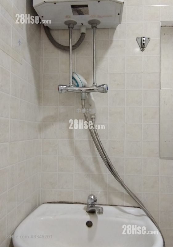 安达工业大厦 租盘 308 平方尺