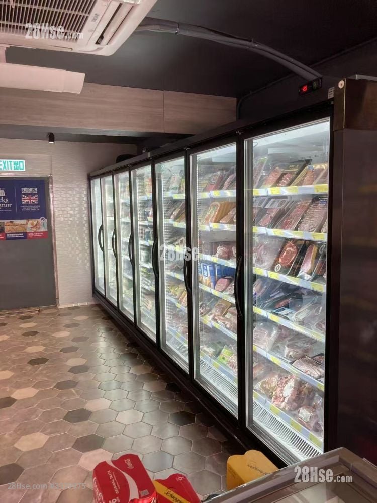 西貢市中心宜春街地鋪 租盤 900 平方呎