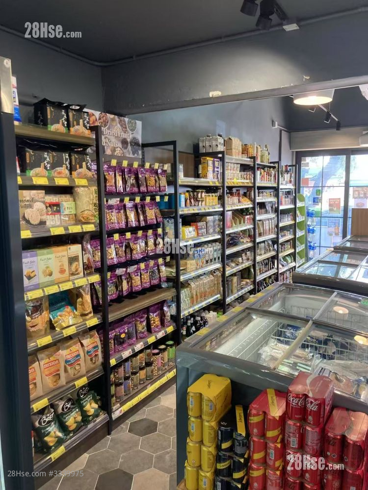 西貢市中心宜春街地鋪 租盤 900 平方呎