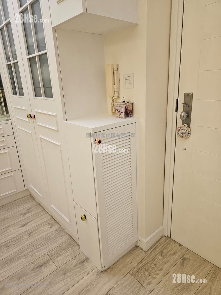 慧云峰 租盘 1 房 , 1 浴室 396 平方尺