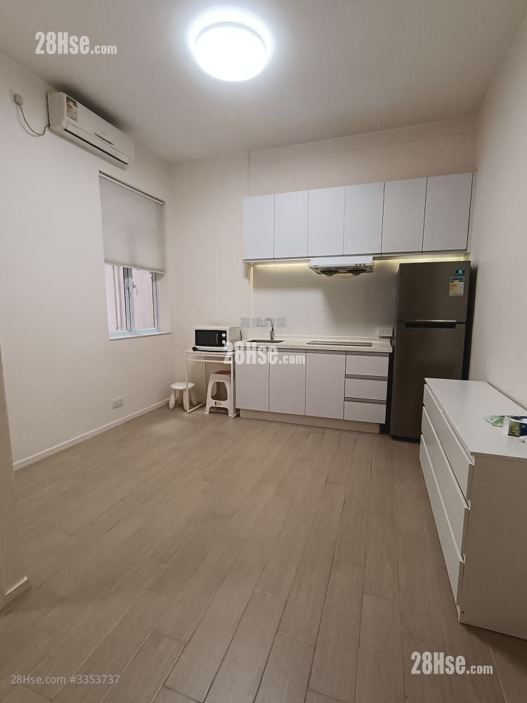 Leigyinn Building Rental 1 Bedroom , 1 Bathroom 280 ft²