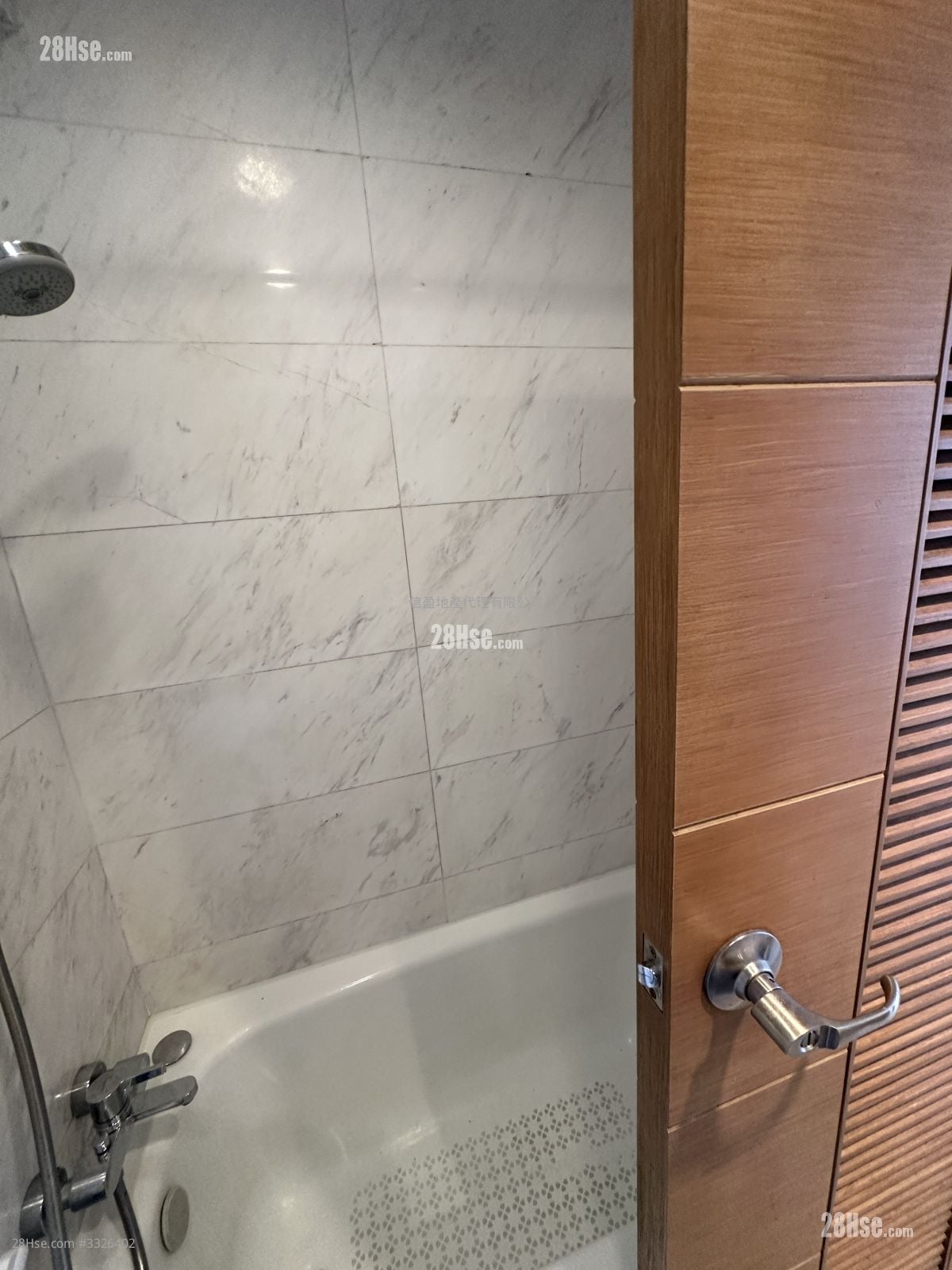 The Java Rental 2 Bedrooms , 1 Bathroom 388 ft²