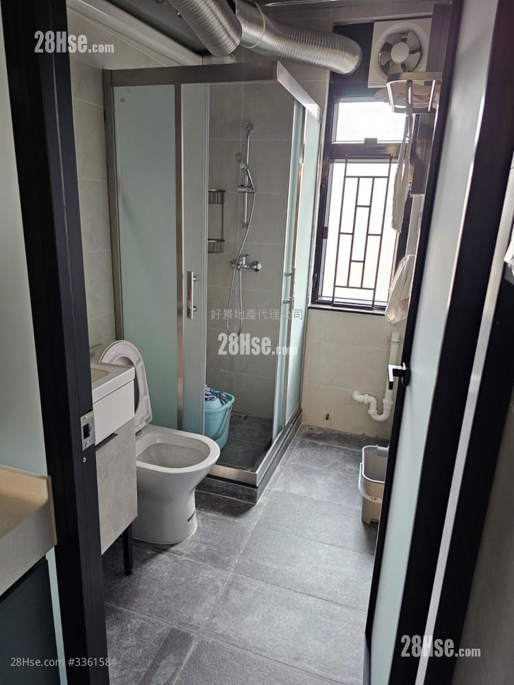 Sunward Commercial Building Rental 1 Toilet
