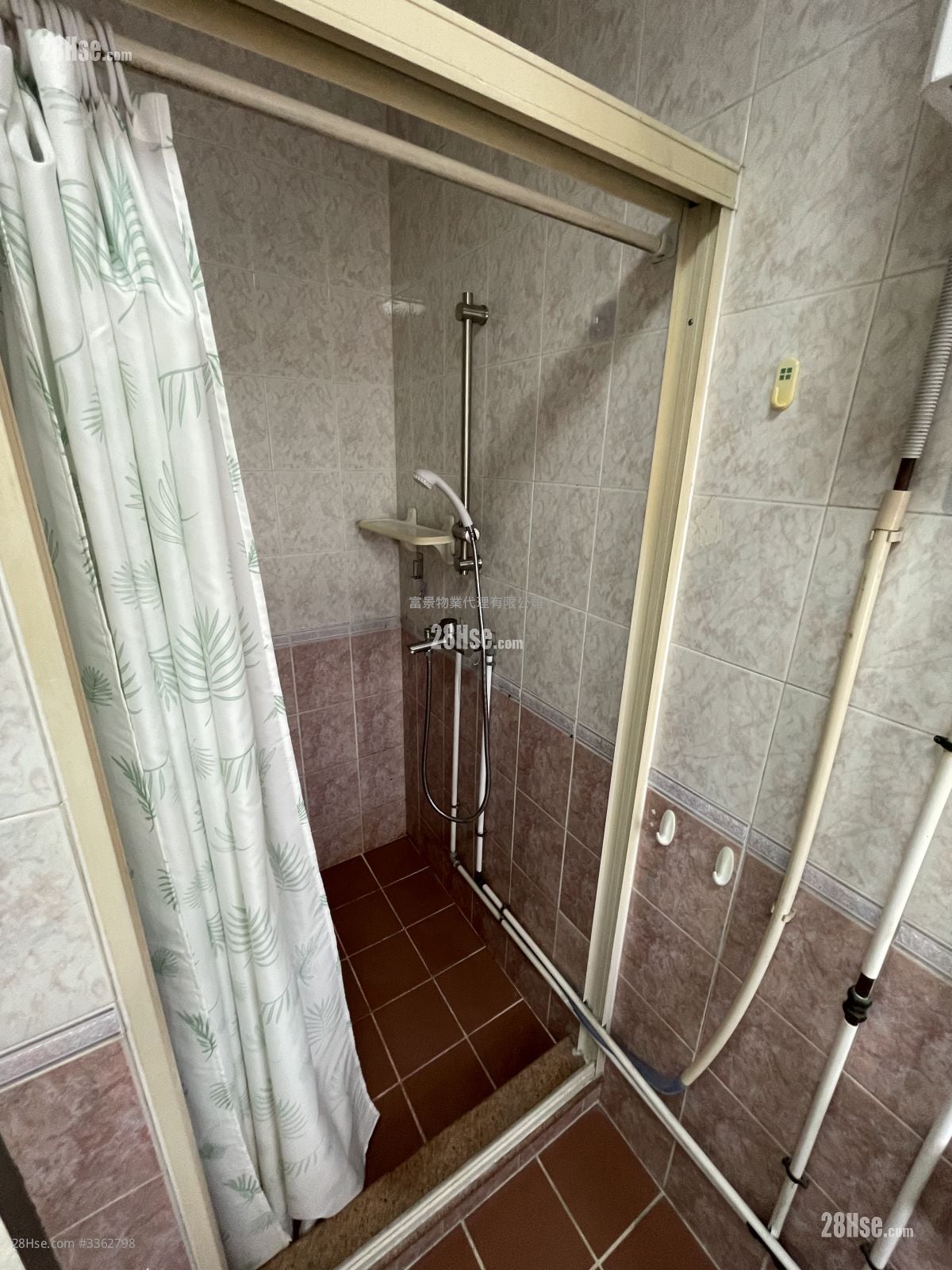 鍾屋村 租盤 3 房 , 1 浴室 653 平方呎