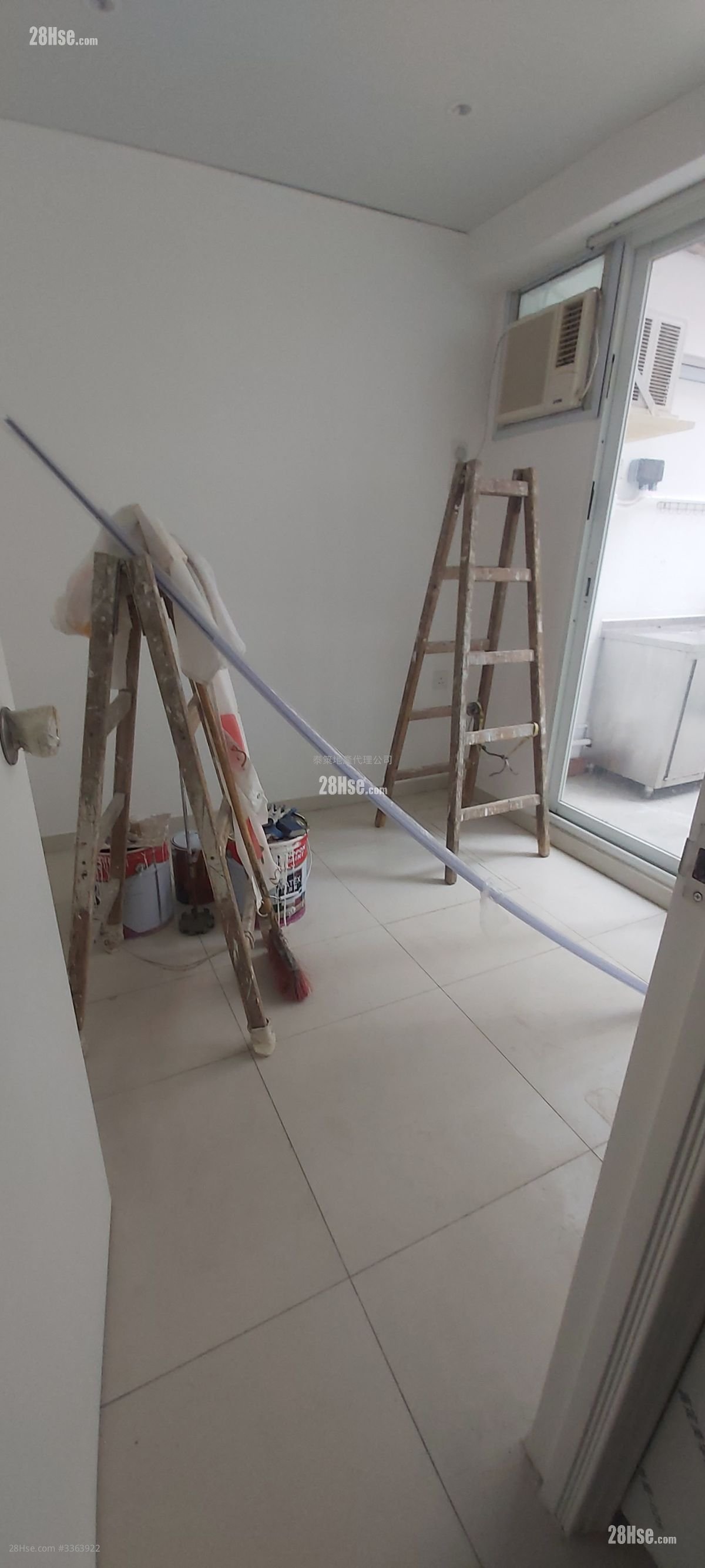 Kin On Mansion Rental 300 ft²