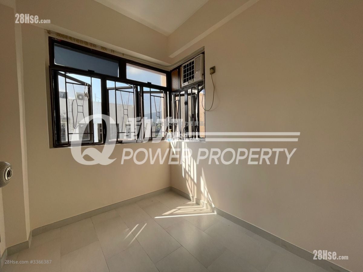 Kam Wah Building Sell 2 Bedrooms 449 ft²