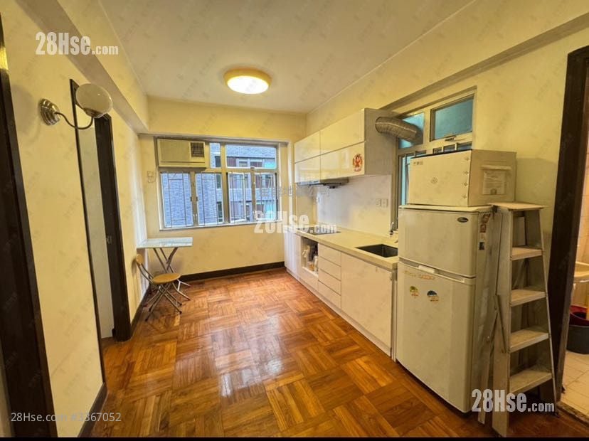 Ying Lee Mansion Sell 2 Bedrooms , 1 Bathroom 351 ft²