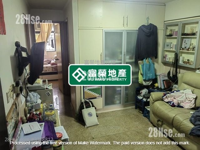 Kim Tak Building Sell 3 Bedrooms , 2 Bathrooms 611 ft²