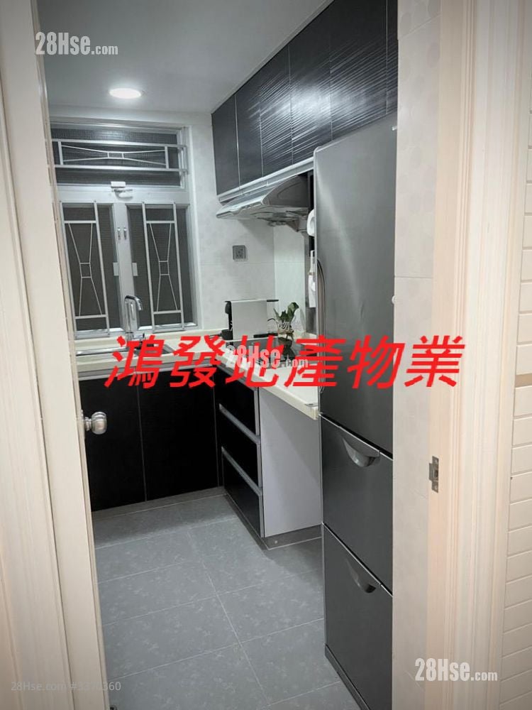 Cheng Wah Mansion Sell 2 Bedrooms , 1 Bathroom 365 ft²