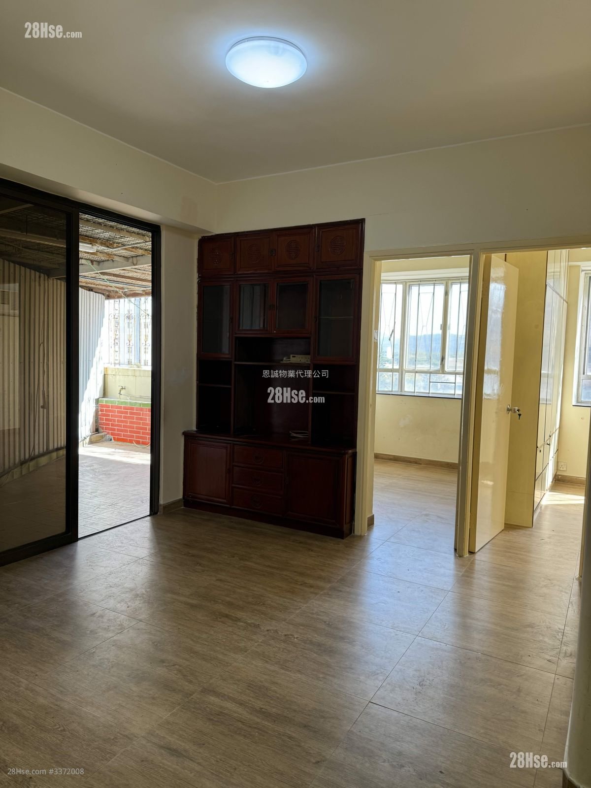 Man Hong Mansion Sell 346 ft²