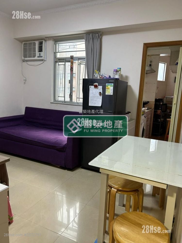 Tung Fat Building Sell 3 Bedrooms 374 ft²