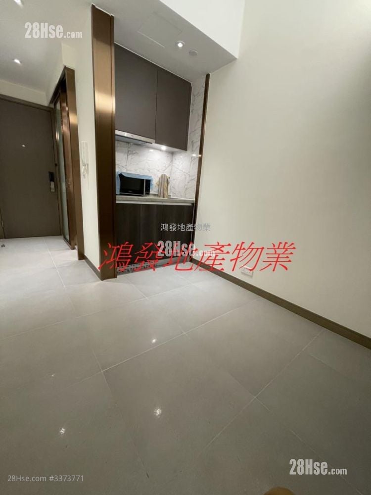 Ava228 Sell Studio , 1 Bathroom 155 ft²