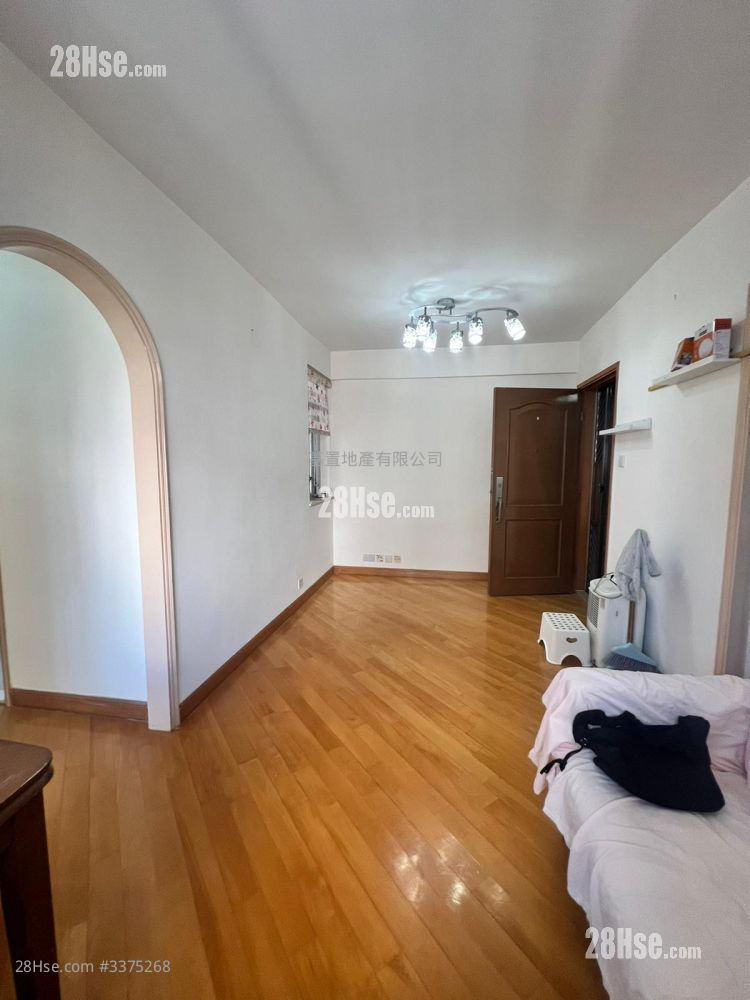 Aberdeen Centre Rental 2 Bedrooms , 1 Bathroom 432 ft²