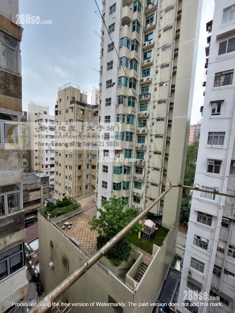 Kam Fat Building Sell 2 Bedrooms , 1 Bathroom 320 ft²