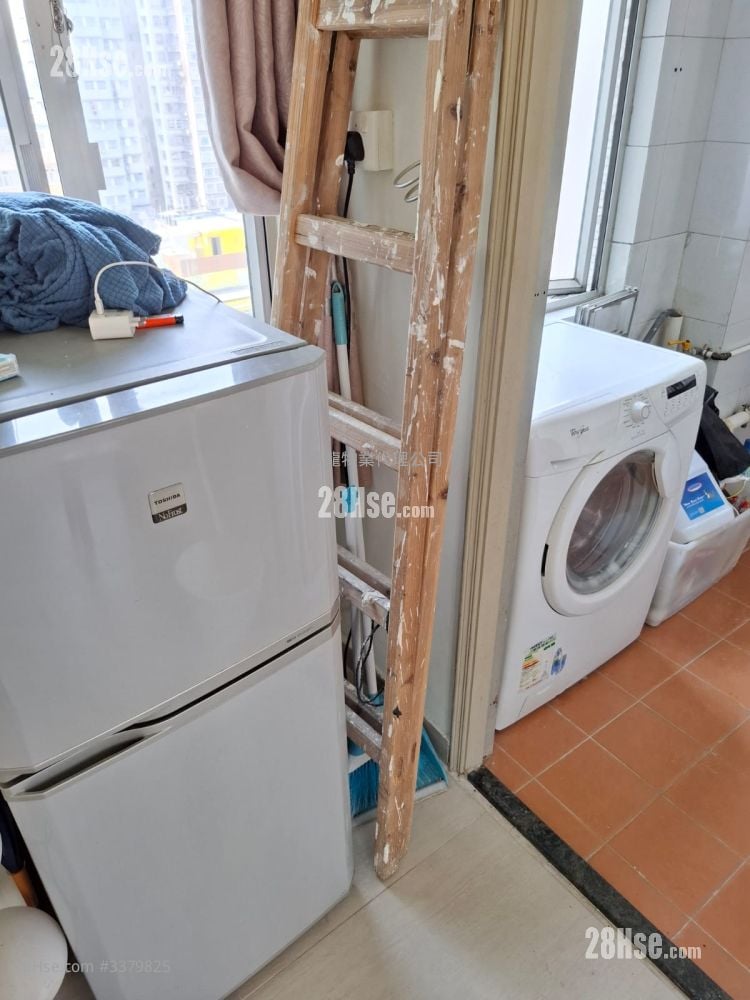 興發大廈 租盤 開放式間隔 , 1 浴室 212 平方呎