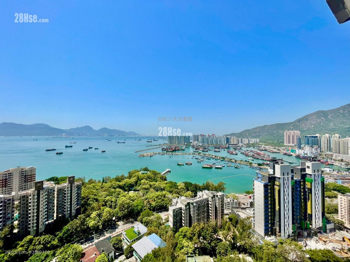 Tsing Yung Terrace Sell 5+ Bedrooms , 3 Bathrooms 1,202 ft²
