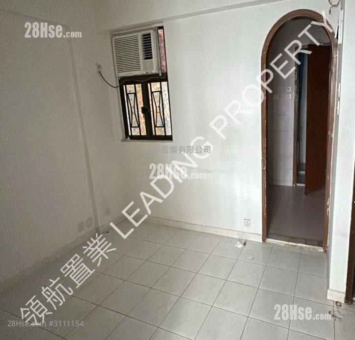 Fok Cheong Building Sell 2 Bedrooms , 1 Bathroom 315 ft²