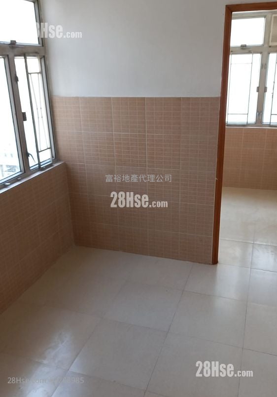 Tai Yuen House Sell Studio 446 ft²