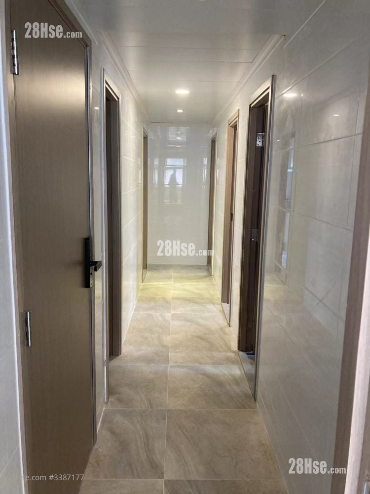 联胜楼 租盘 5+ 房 , 5+ 浴室 120 平方尺